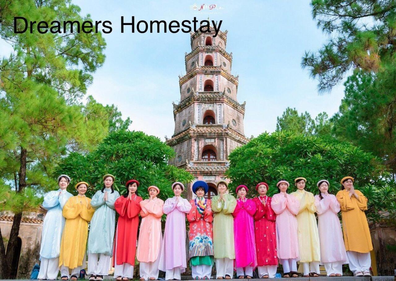 The Dreamers Homestay Hue Exterior photo